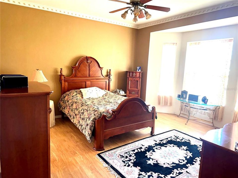 На продажу: $325,000 (2 спален, 2 ванн, 1663 Квадратных фут)