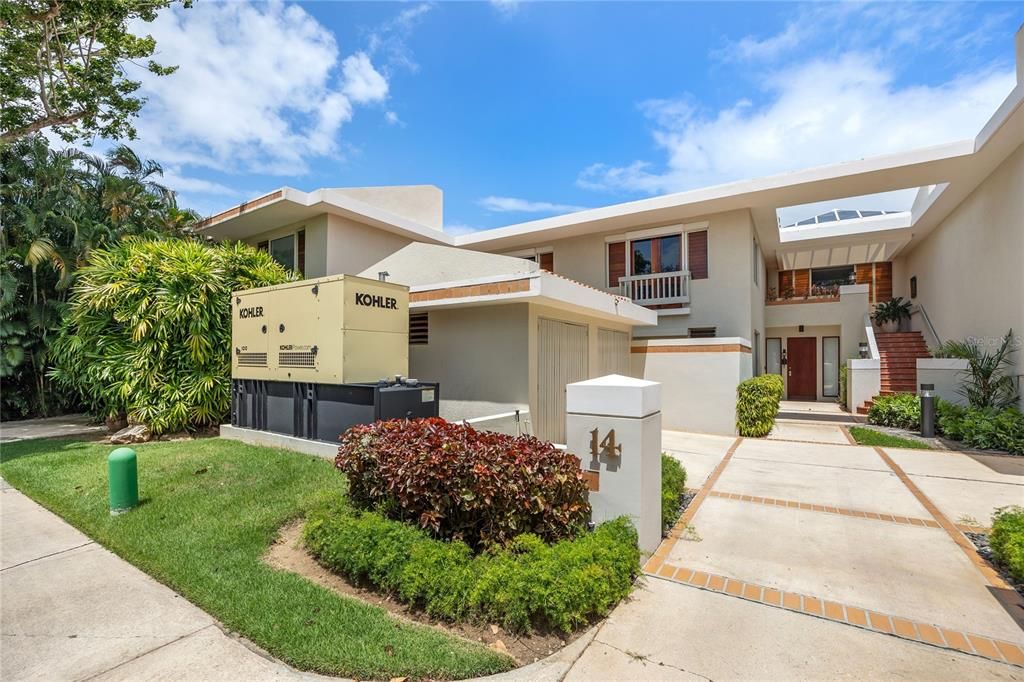 For Rent: $15,700 (3 beds, 3 baths, 3414 Square Feet)