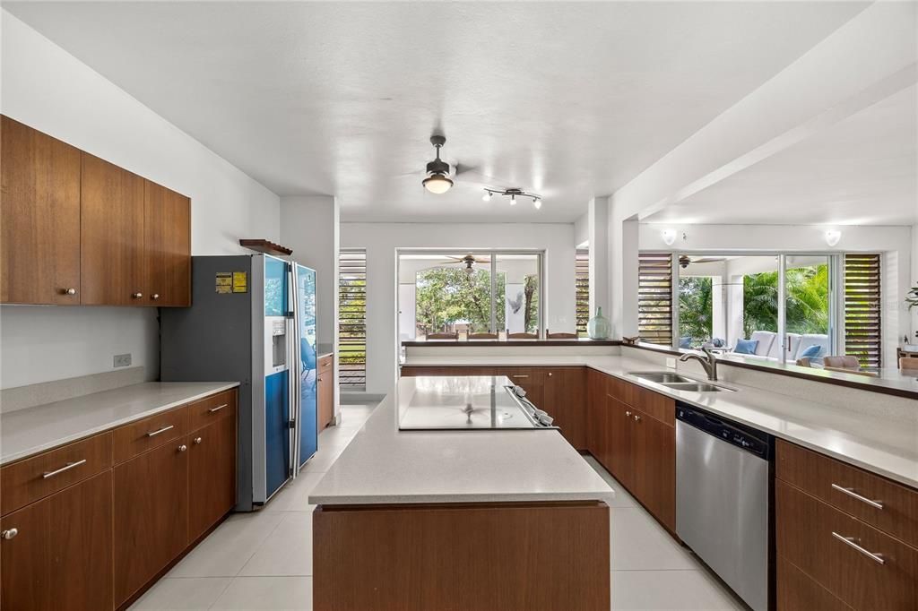 For Rent: $15,700 (3 beds, 3 baths, 3414 Square Feet)