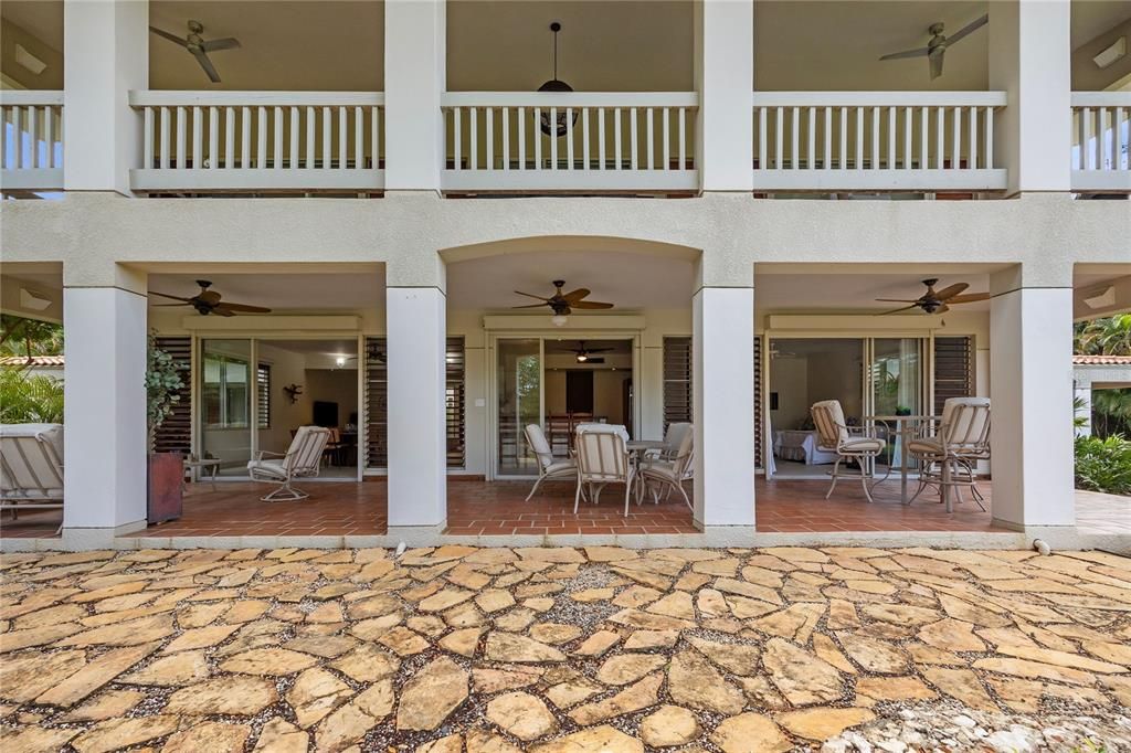 For Rent: $15,700 (3 beds, 3 baths, 3414 Square Feet)