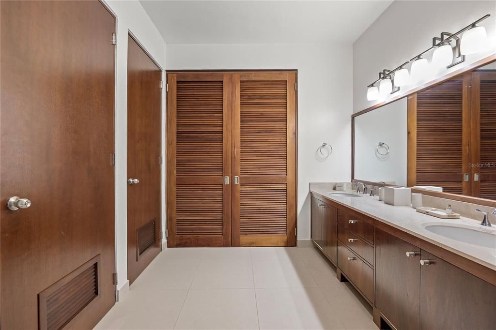 For Rent: $15,700 (3 beds, 3 baths, 3414 Square Feet)