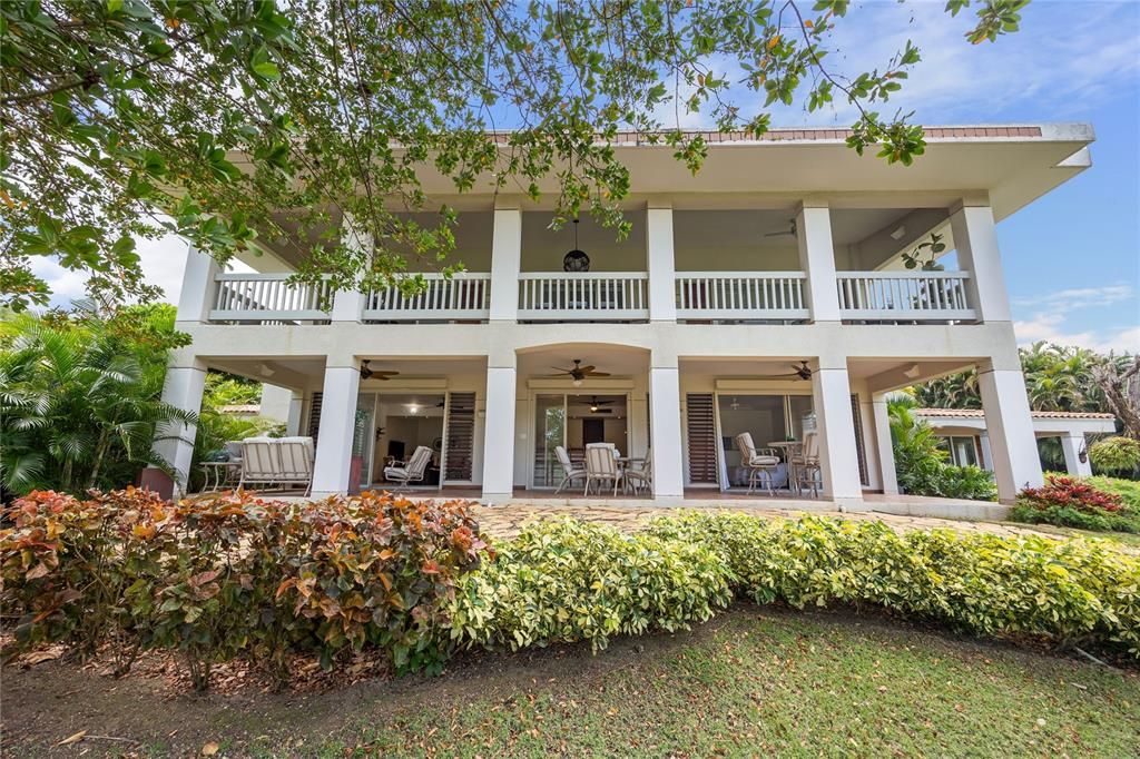 For Rent: $15,700 (3 beds, 3 baths, 3414 Square Feet)