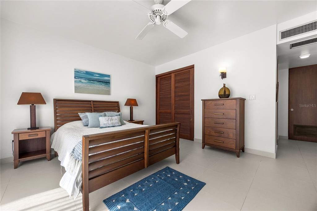 For Rent: $15,700 (3 beds, 3 baths, 3414 Square Feet)