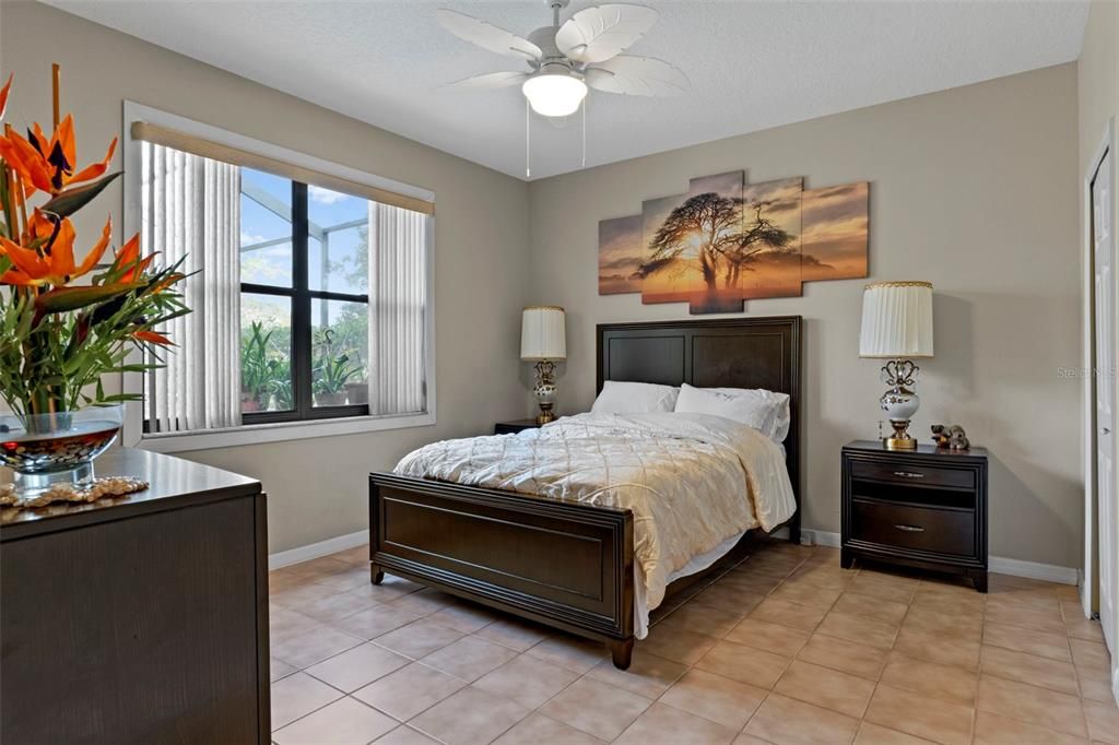 На продажу: $434,900 (4 спален, 2 ванн, 2697 Квадратных фут)