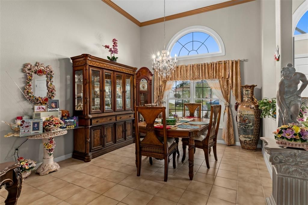 На продажу: $434,900 (4 спален, 2 ванн, 2697 Квадратных фут)