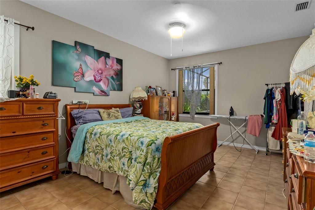 На продажу: $434,900 (4 спален, 2 ванн, 2697 Квадратных фут)