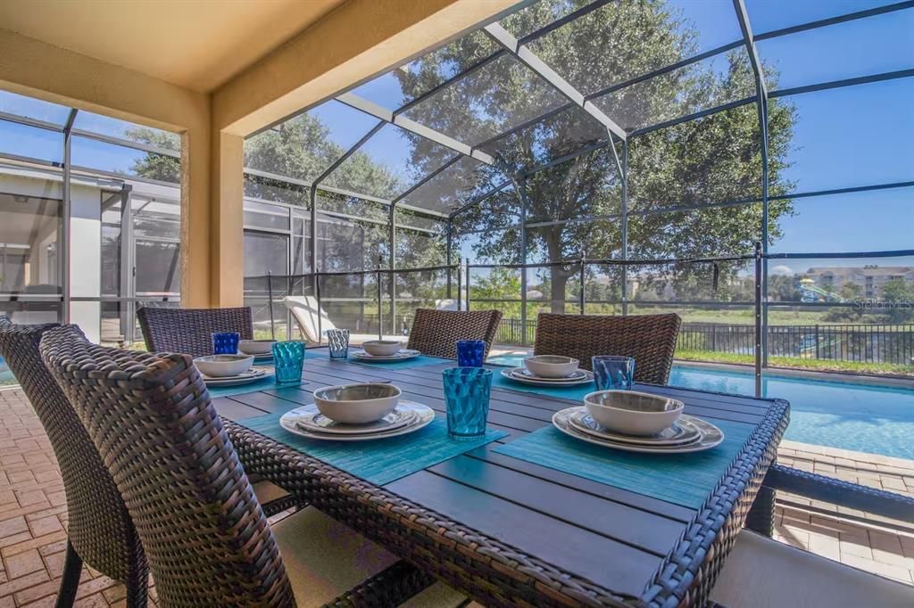 待售: $849,000 (6 贝兹, 4 浴室, 2812 平方英尺)