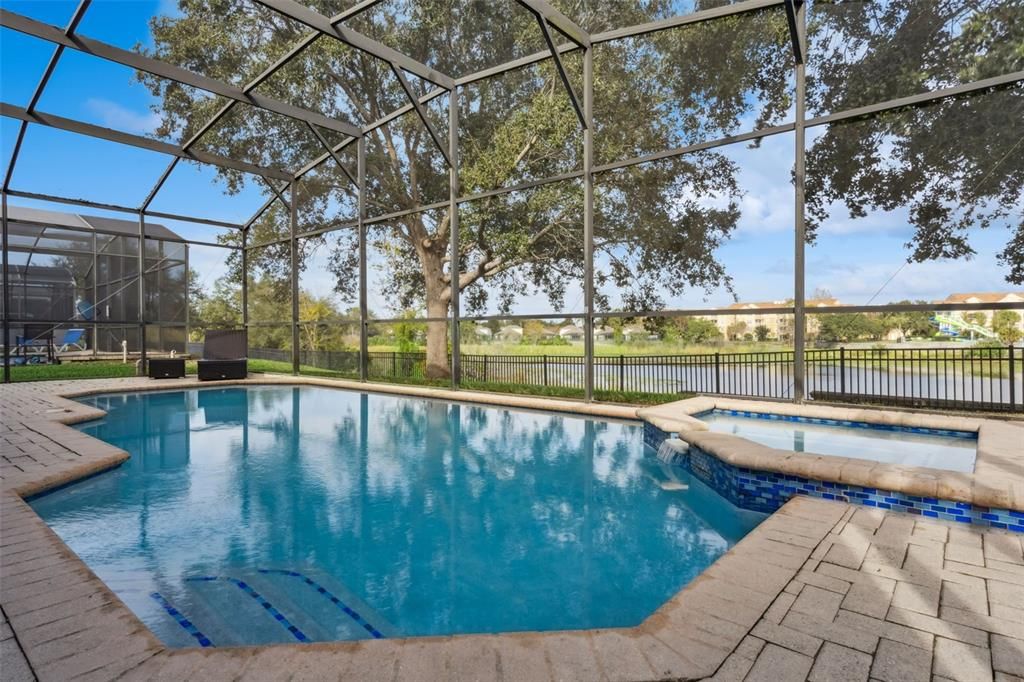 待售: $849,000 (6 贝兹, 4 浴室, 2812 平方英尺)