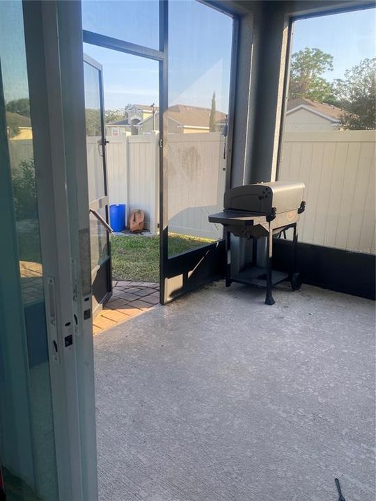 For Sale: $474,000 (4 beds, 3 baths, 2022 Square Feet)