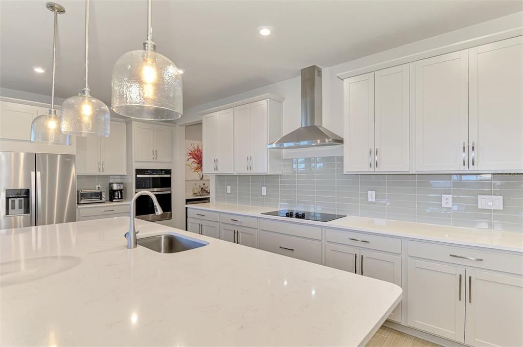 待售: $575,000 (2 贝兹, 2 浴室, 2193 平方英尺)