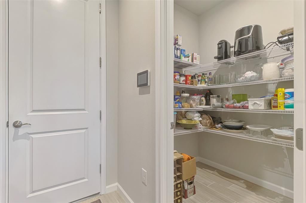 待售: $575,000 (2 贝兹, 2 浴室, 2193 平方英尺)