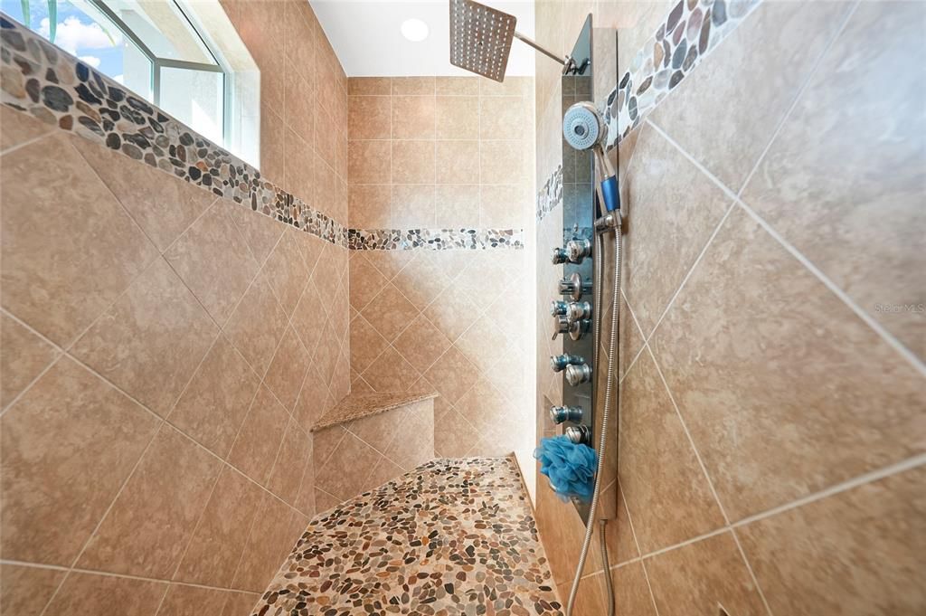 待售: $799,000 (3 贝兹, 3 浴室, 2513 平方英尺)