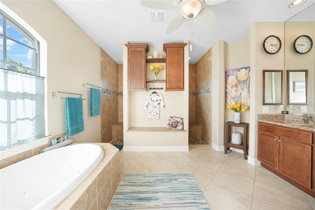 待售: $799,000 (3 贝兹, 3 浴室, 2513 平方英尺)