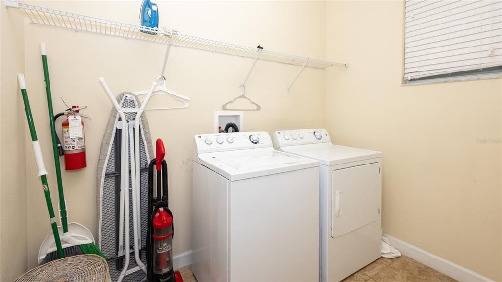 En Venta: $529,900 (6 camas, 5 baños, 3291 Pies cuadrados)