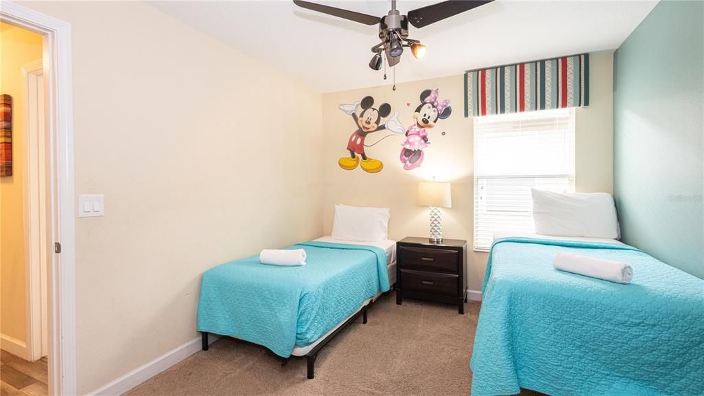 En Venta: $529,900 (6 camas, 5 baños, 3291 Pies cuadrados)