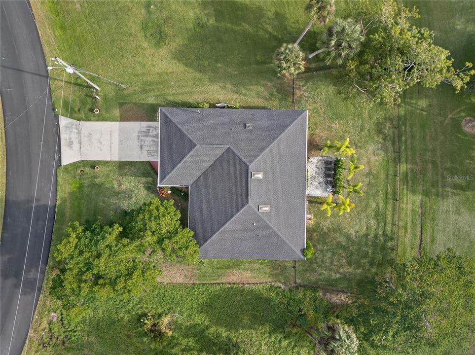 En Venta: $275,000 (3 camas, 2 baños, 1696 Pies cuadrados)