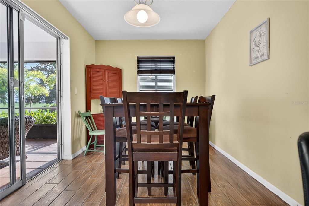 En Venta: $275,000 (3 camas, 2 baños, 1696 Pies cuadrados)