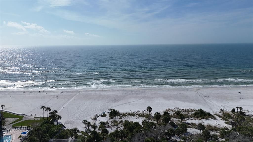 For Sale: $889,000 (2 beds, 2 baths, 1556 Square Feet)