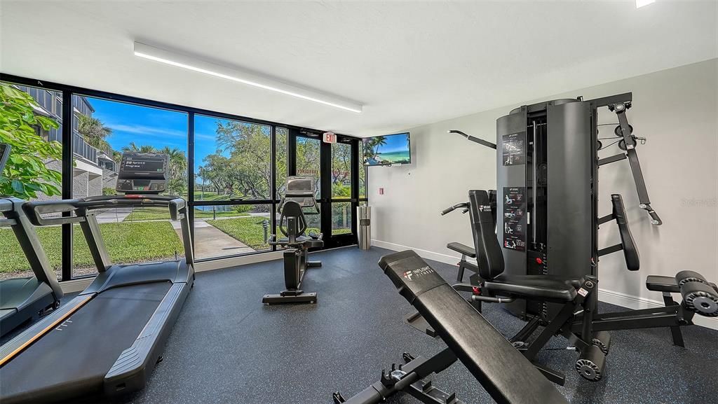 For Sale: $889,000 (2 beds, 2 baths, 1556 Square Feet)