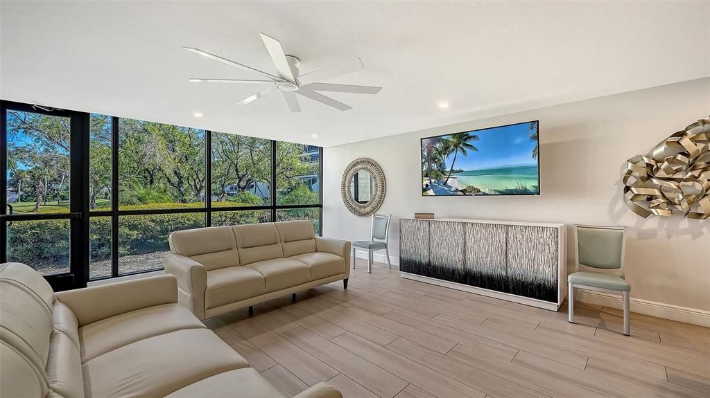 For Sale: $889,000 (2 beds, 2 baths, 1556 Square Feet)