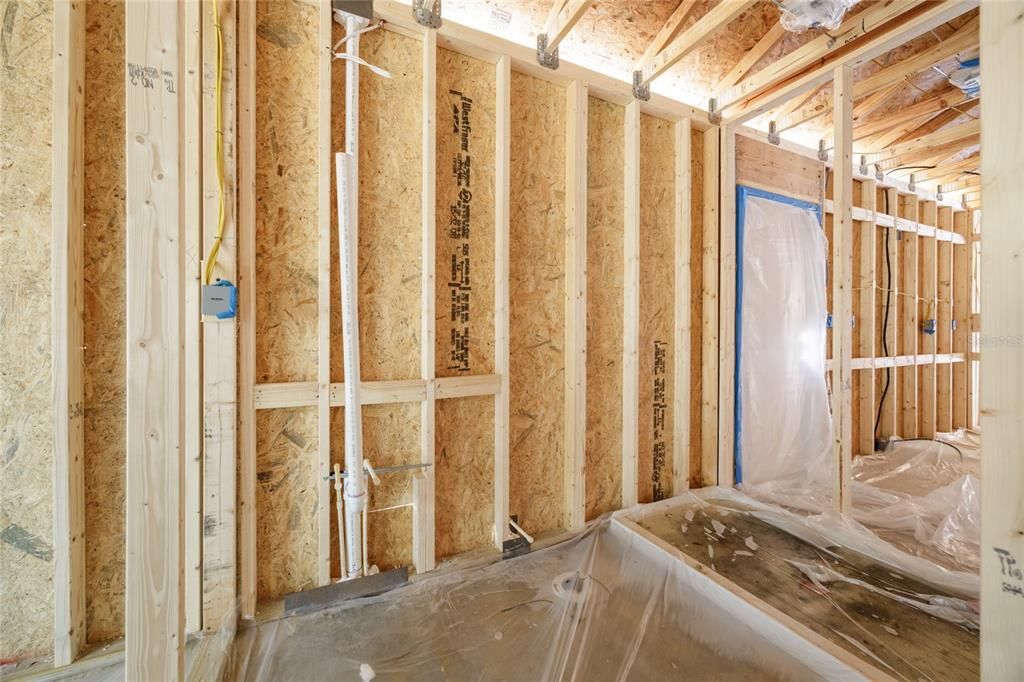 For Sale: $224,990 (2 beds, 2 baths, 1113 Square Feet)