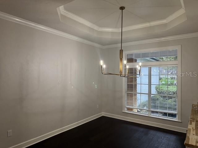 For Rent: $5,500 (5 beds, 5 baths, 3306 Square Feet)