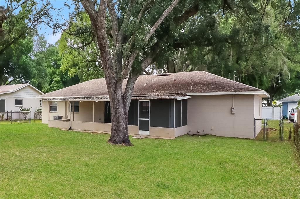 出租: $1,850 (3 贝兹, 2 浴室, 1467 平方英尺)