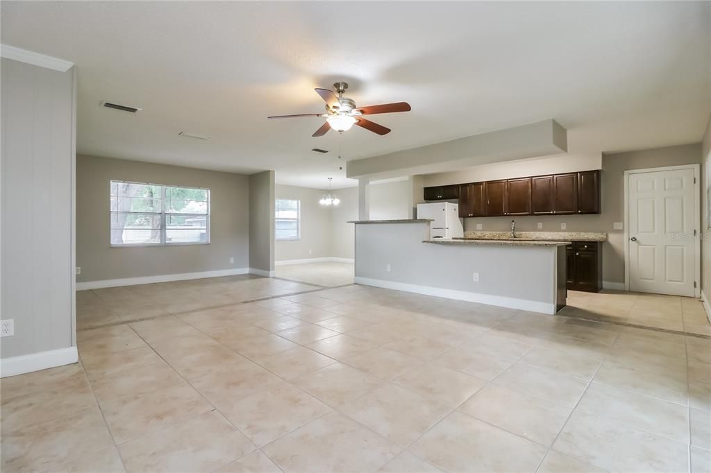 出租: $1,850 (3 贝兹, 2 浴室, 1467 平方英尺)