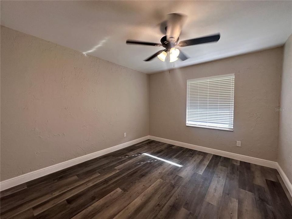 For Rent: $2,000 (3 beds, 1 baths, 1247 Square Feet)