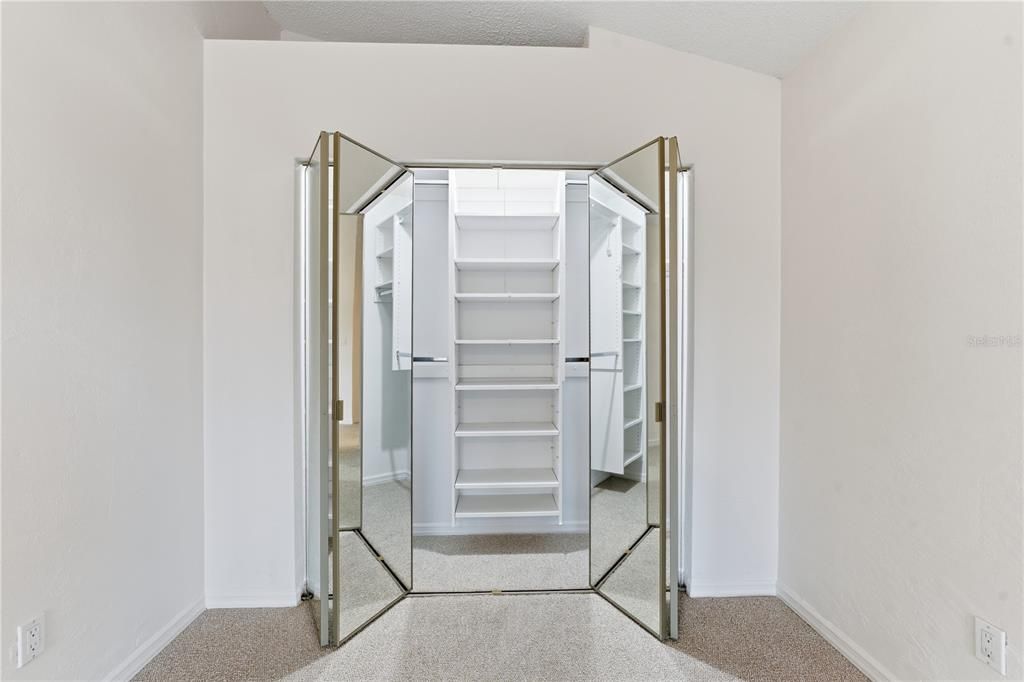 На продажу: $449,000 (3 спален, 2 ванн, 1844 Квадратных фут)