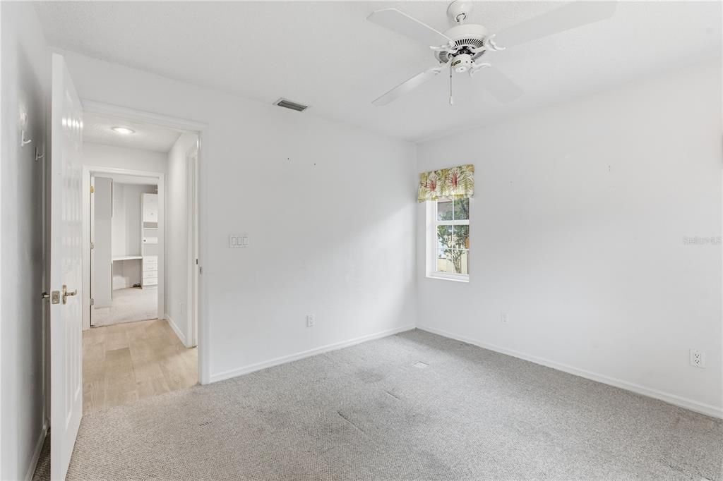 На продажу: $449,000 (3 спален, 2 ванн, 1844 Квадратных фут)