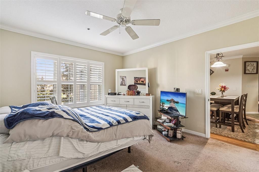 For Sale: $180,000 (3 beds, 2 baths, 1351 Square Feet)