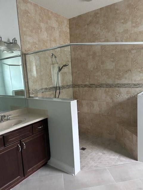 En Renta: $2,800 (3 camas, 2 baños, 2024 Pies cuadrados)