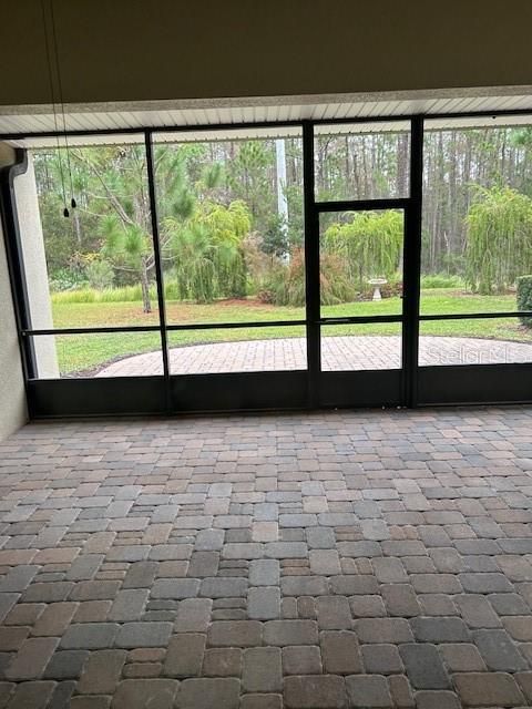 En Renta: $2,800 (3 camas, 2 baños, 2024 Pies cuadrados)