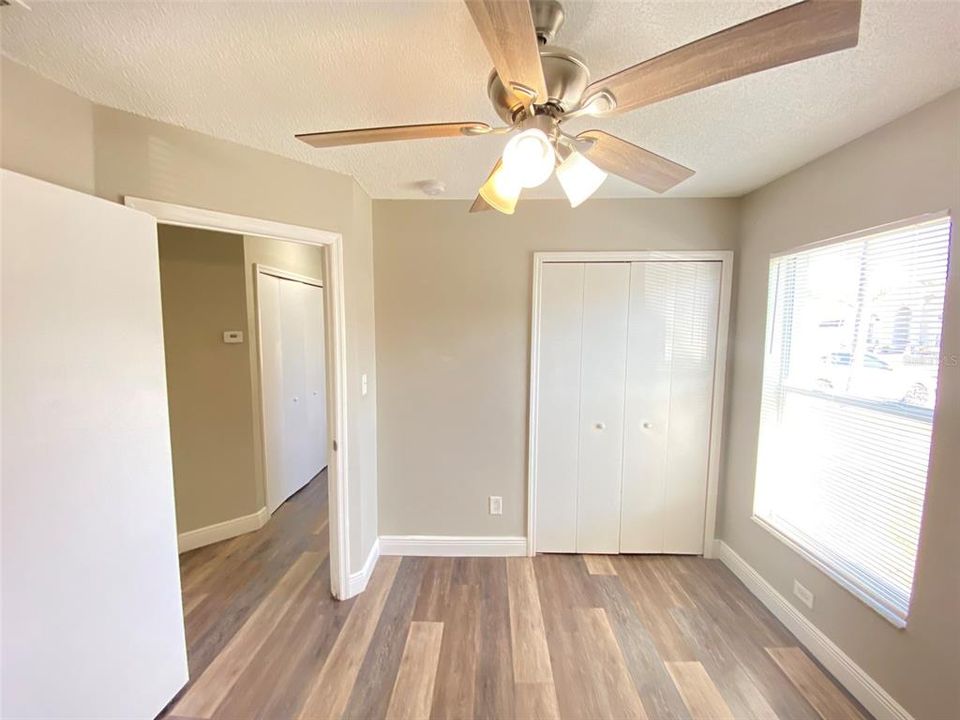 For Rent: $1,895 (3 beds, 2 baths, 1107 Square Feet)