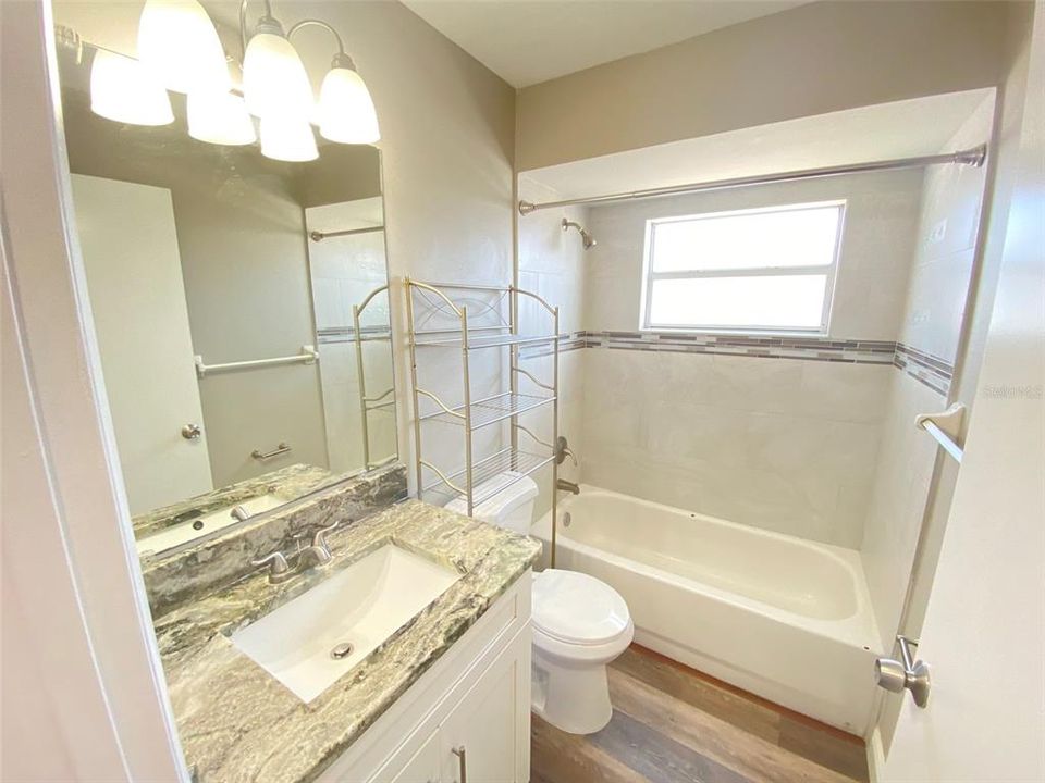 For Rent: $1,895 (3 beds, 2 baths, 1107 Square Feet)