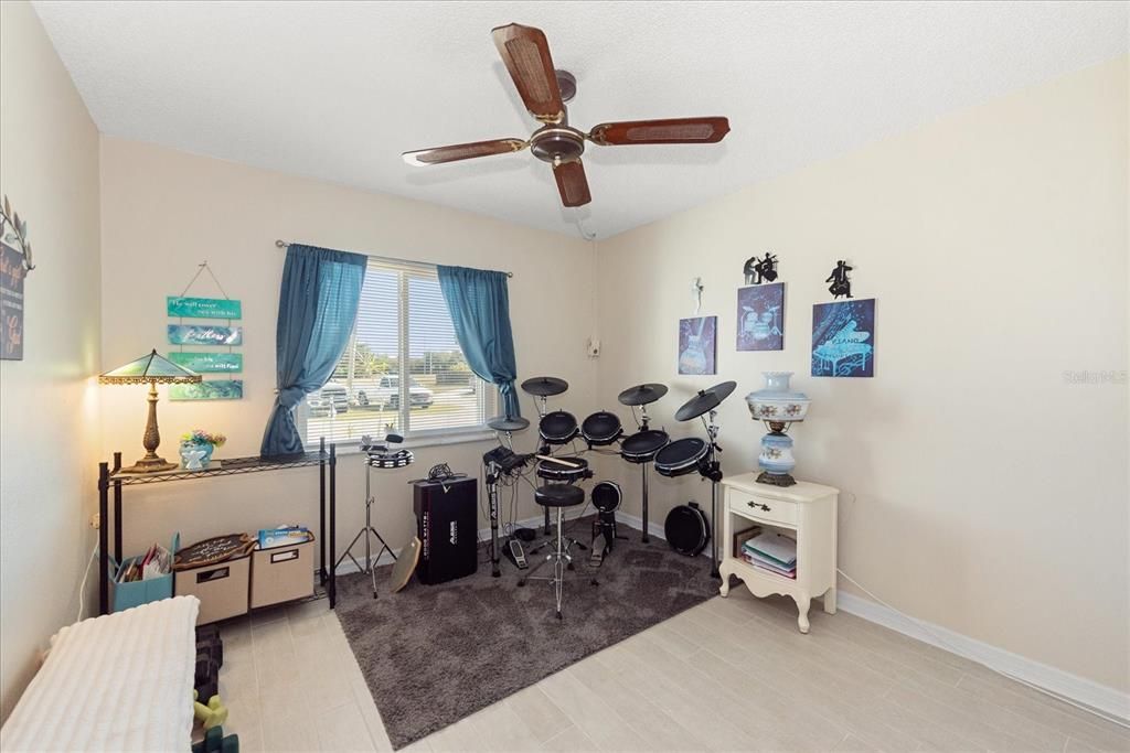 En Venta: $385,000 (3 camas, 2 baños, 1452 Pies cuadrados)