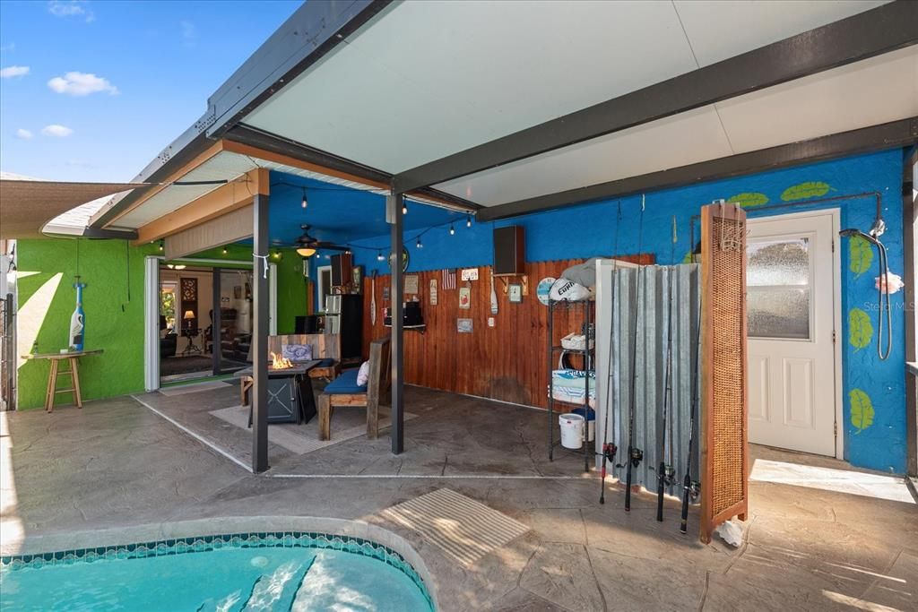 En Venta: $385,000 (3 camas, 2 baños, 1452 Pies cuadrados)