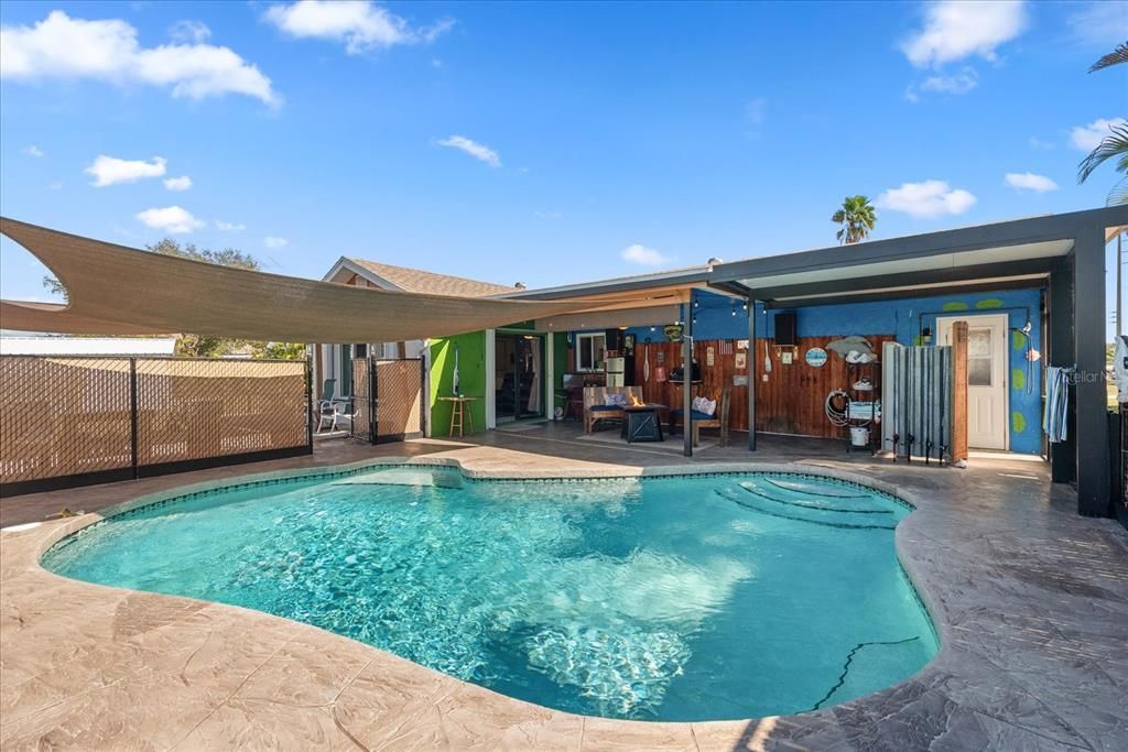 En Venta: $385,000 (3 camas, 2 baños, 1452 Pies cuadrados)