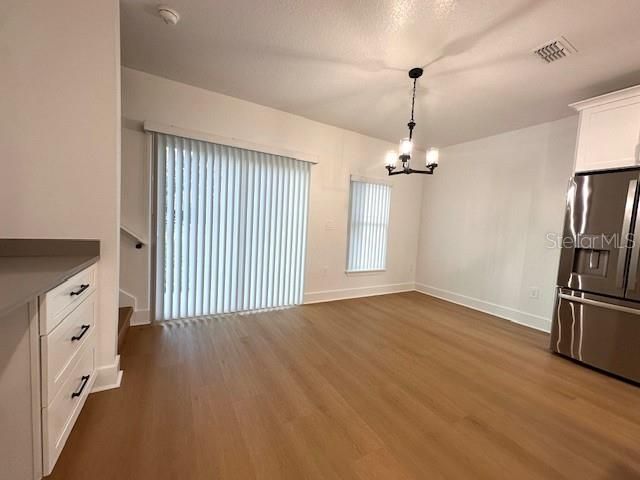 For Rent: $1,900 (3 beds, 2 baths, 1649 Square Feet)