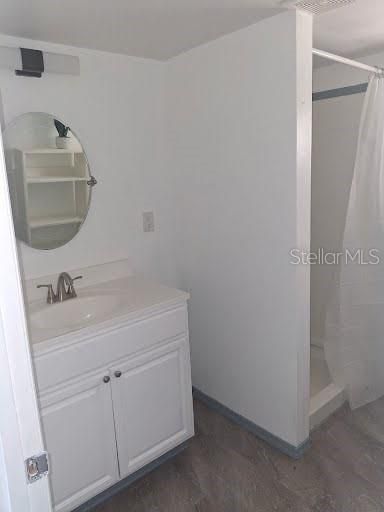 For Rent: $1,300 (1 beds, 1 baths, 720 Square Feet)