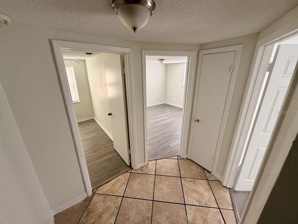 待售: $269,900 (4 贝兹, 2 浴室, 1472 平方英尺)