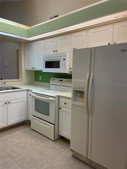 В аренду: $1,700 (2 спален, 2 ванн, 1054 Квадратных фут)