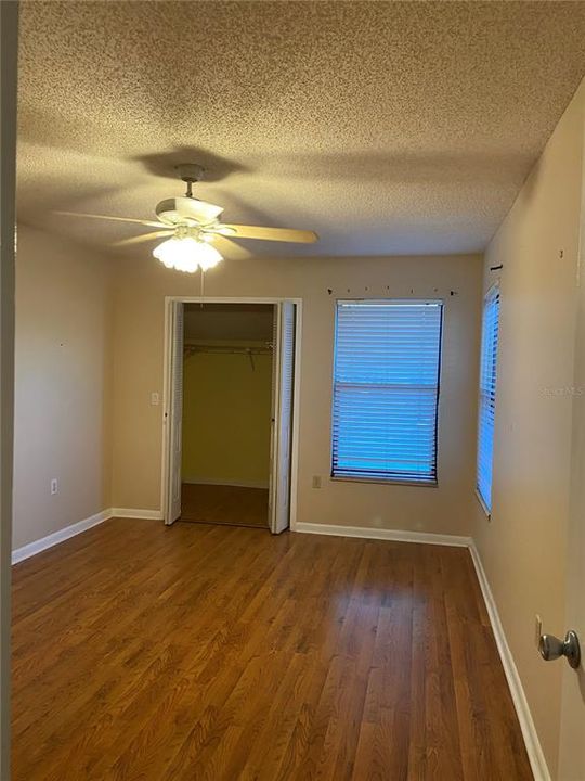 В аренду: $1,700 (2 спален, 2 ванн, 1054 Квадратных фут)