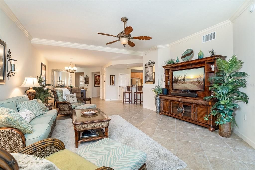 待售: $250,000 (3 贝兹, 2 浴室, 1729 平方英尺)