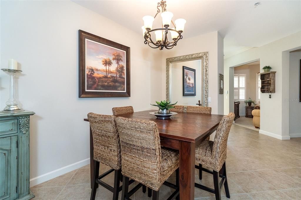 待售: $250,000 (3 贝兹, 2 浴室, 1729 平方英尺)