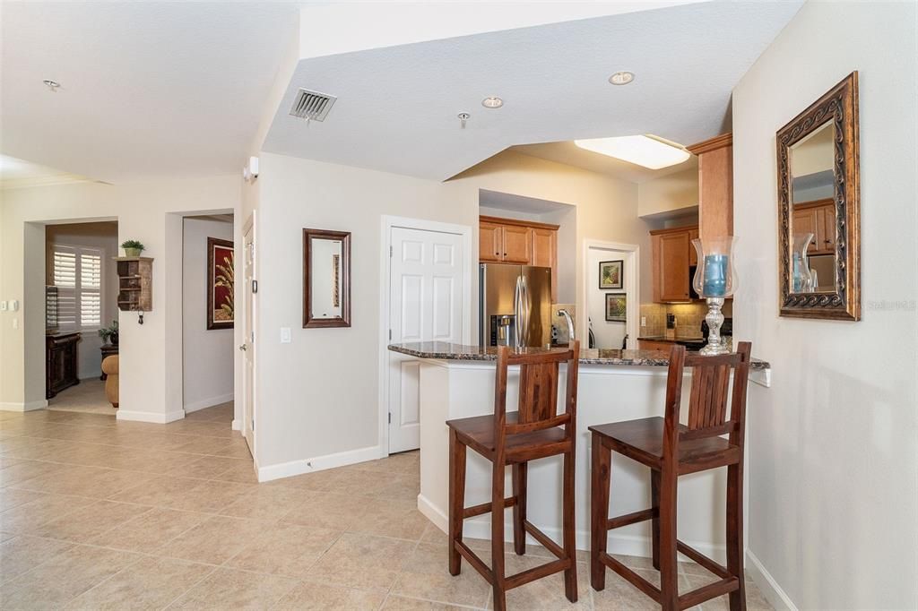 待售: $250,000 (3 贝兹, 2 浴室, 1729 平方英尺)