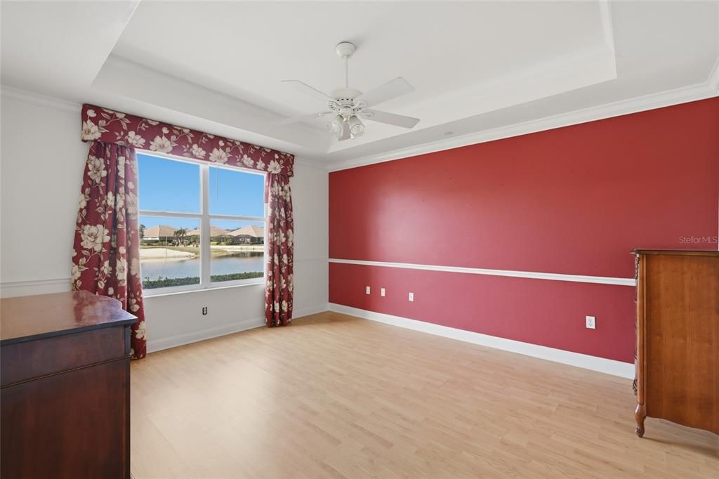 На продажу: $299,900 (2 спален, 2 ванн, 1552 Квадратных фут)