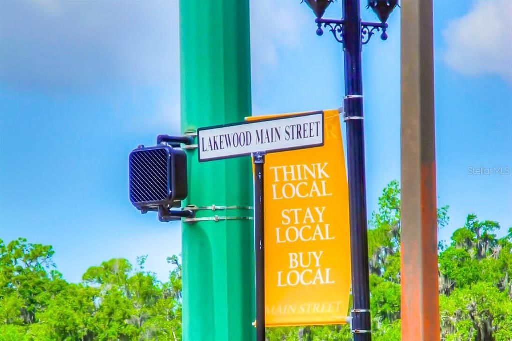 На продажу: $299,900 (2 спален, 2 ванн, 1552 Квадратных фут)