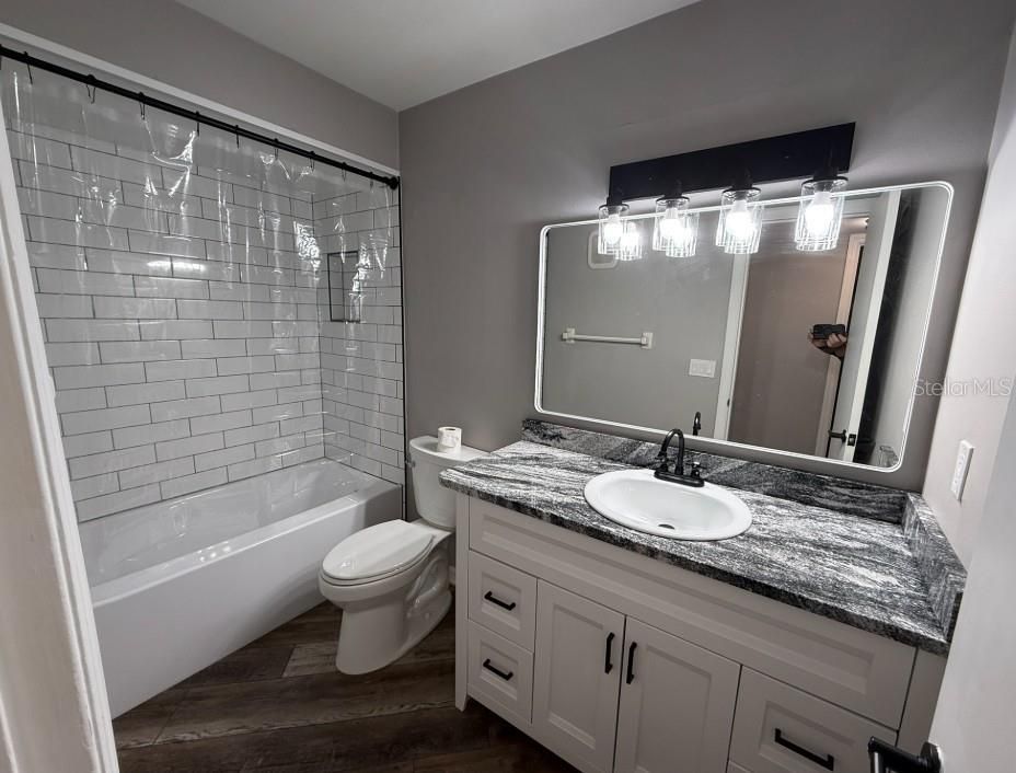 В аренду: $1,395 (1 спален, 1 ванн, 679 Квадратных фут)